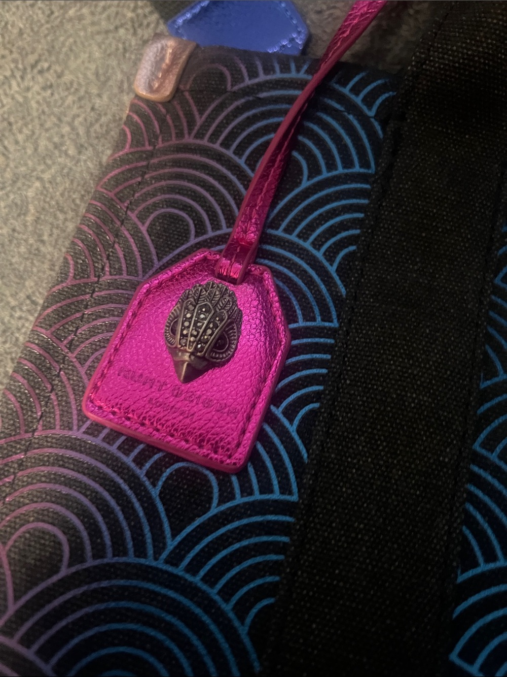 Kurt Geiger Metallic Rainbow Tote with Wave Pattern - Picture 4 of 5